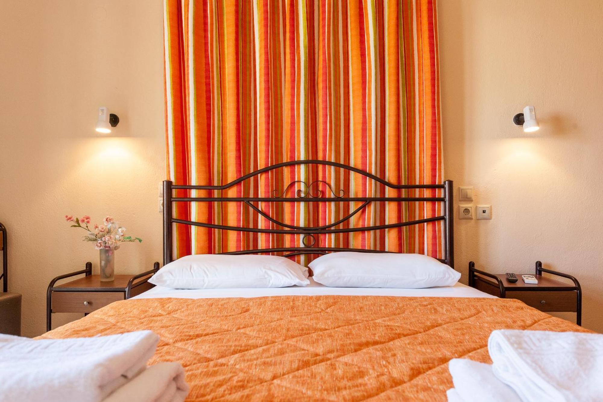 Mon Repos Aparthotel Panormos  Buitenkant foto