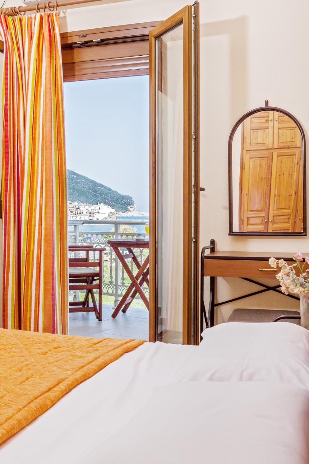 Mon Repos Aparthotel Panormos  Buitenkant foto